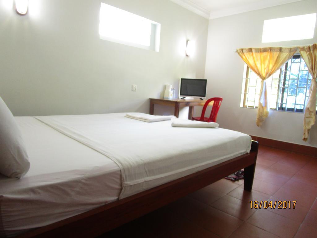 Visal Sak Guesthouse Kep Exteriör bild