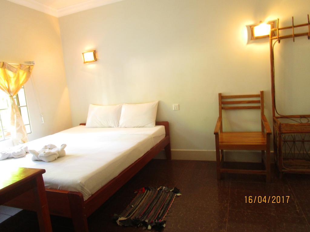 Visal Sak Guesthouse Kep Exteriör bild