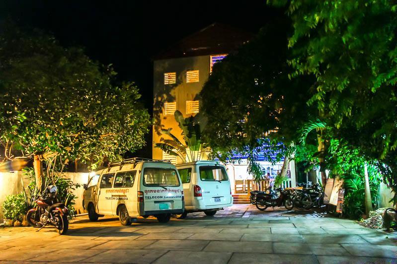 Visal Sak Guesthouse Kep Exteriör bild