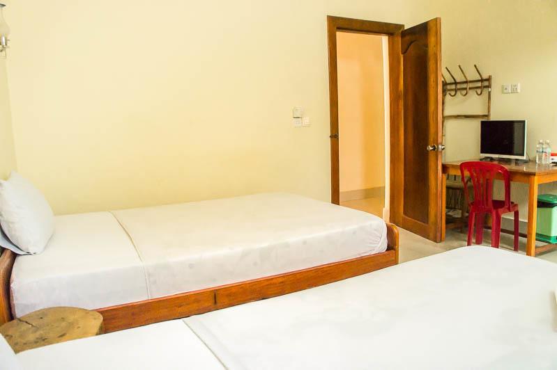 Visal Sak Guesthouse Kep Exteriör bild